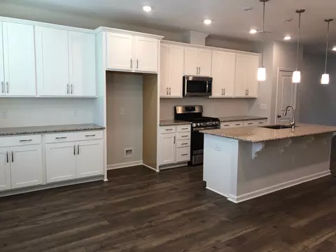 1121 Commack Dr, Durham, NC 27703 photo 6