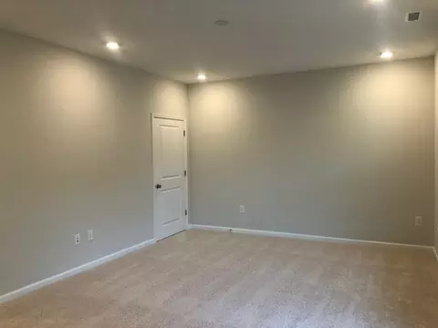 1121 Commack Dr, Durham, NC 27703 photo 17