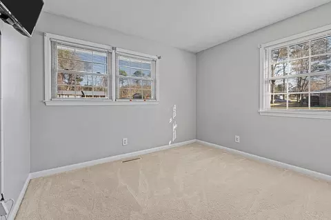 2551 Ardsley Dr, Durham, NC 27704 photo 18