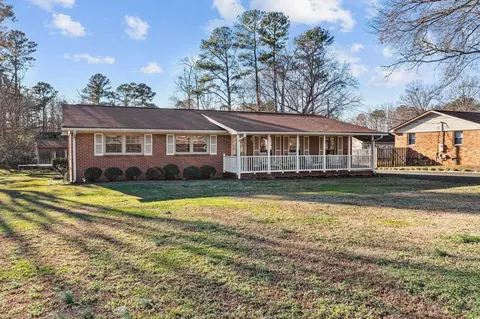 2551 Ardsley Dr, Durham, NC 27704 photo 1
