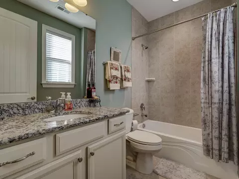 1008 Cuthbert Ln, Durham, NC 27703 photo 6