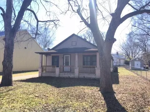 170 E Parker St, Henderson, NC 27536 photo 2