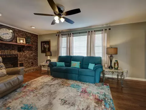 937 Shade Tree Rd, Benson, NC 27504 photo 3