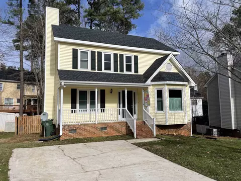 204 Carrousel Ln, Cary, NC 27513 photo 1