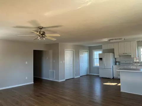 142 E Main St, Coats, NC 27521 photo 19