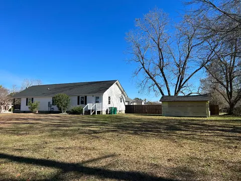 142 E Main St, Coats, NC 27521 photo 12