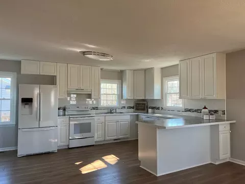 142 E Main St, Coats, NC 27521 photo 20
