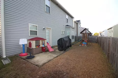 96 Marsh Creek Dr, Garner, NC 27529 photo 3