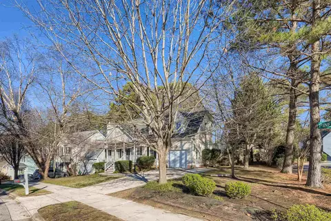 300 Pine Nut Ln, Apex, NC 27502 photo 2
