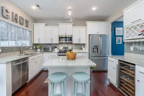 412 Hidden Springs Dr, Durham, NC 27703 photo 8