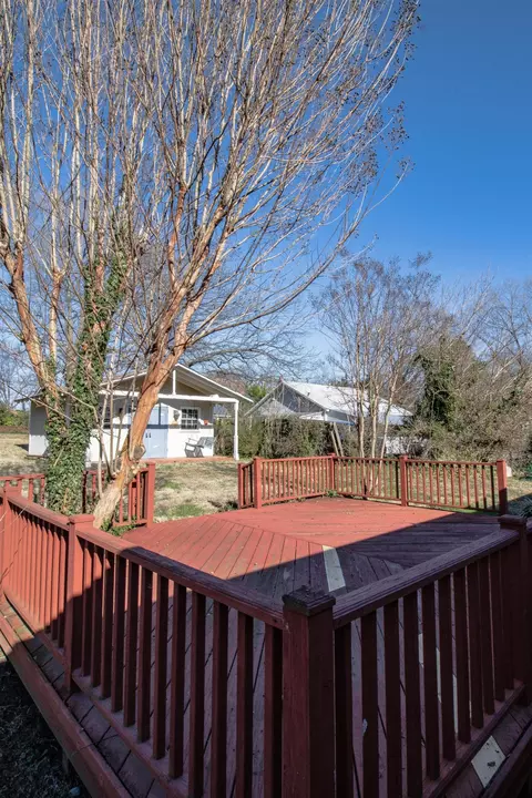 112 Travora St, Graham, NC 27253 photo 3