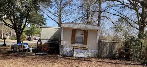 602 Wood St, Selma, NC 27576 photo 2