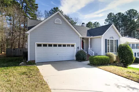 6809 Edwell Ct, Raleigh, NC 27617 photo 2