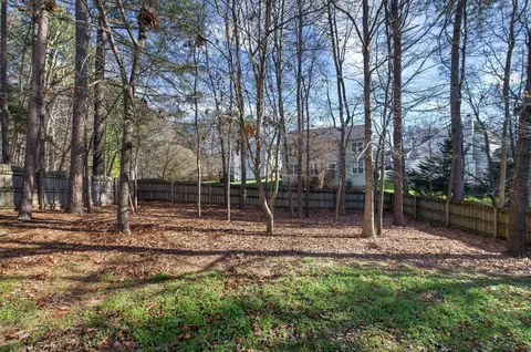6809 Edwell Ct, Raleigh, NC 27617 photo 23