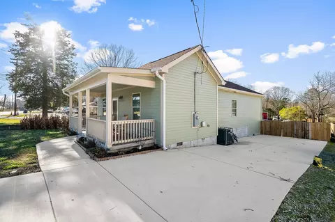 1102 Ellis Rd, Durham, NC 27703 photo 6