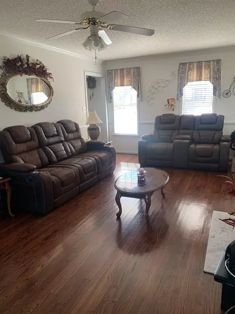 1104 Feldmen Dr, Raleigh, NC 27603 photo 3