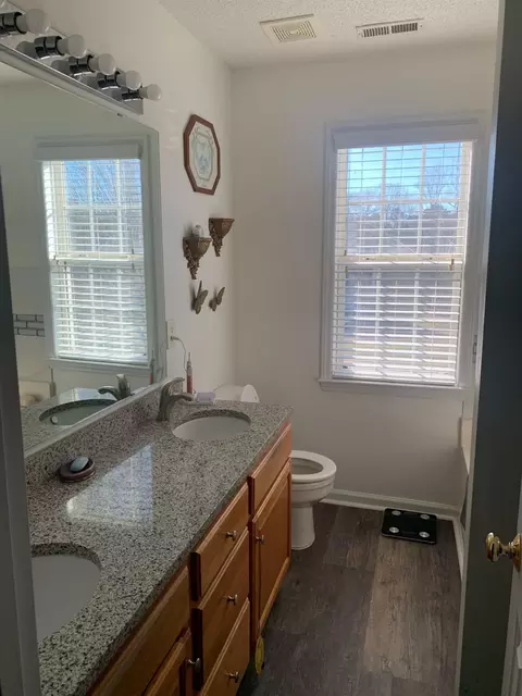 1104 Feldmen Dr, Raleigh, NC 27603 photo 12