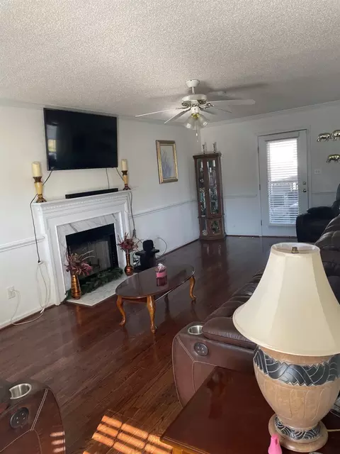 1104 Feldmen Dr, Raleigh, NC 27603 photo 2