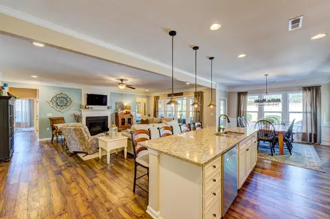 1103 Hooper Pl, Durham, NC 27703 photo 6