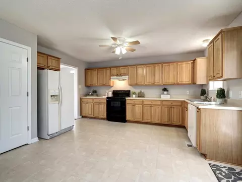 383 Rosa Cir, Willow Spring, NC 27592 photo 7