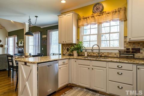 412 Kellyridge Dr, Apex, NC 27502 photo 10