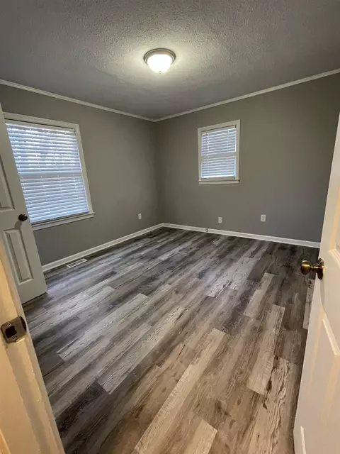 5 Withers Ct, Durham, NC 27701 photo 9
