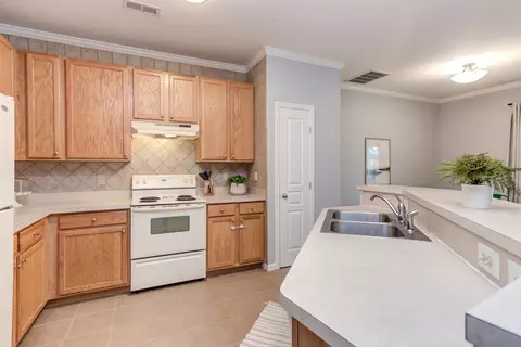 2 Canary Ct, Durham, NC 27713 photo 10