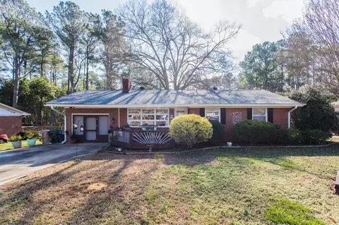 911 Park Ave, Garner, NC 27529 photo 1
