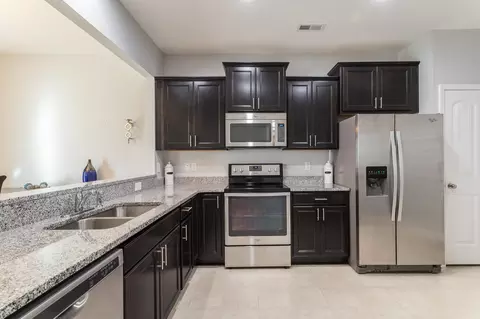 246 Lynchwick Ln, Durham, NC 27703 photo 4