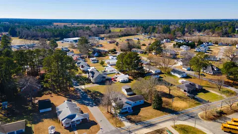 301 W Blanche St, Pine Level, NC 27568 photo 9