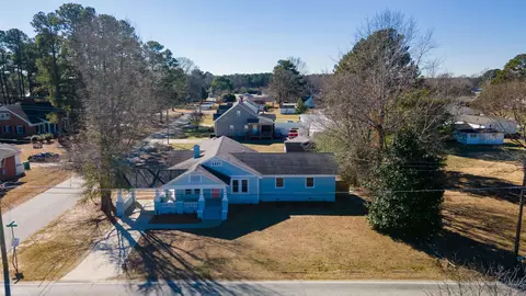 301 W Blanche St, Pine Level, NC 27568 photo 6