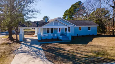 301 W Blanche St, Pine Level, NC 27568 photo 10