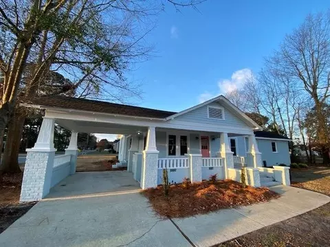 301 W Blanche St, Pine Level, NC 27568 photo 2