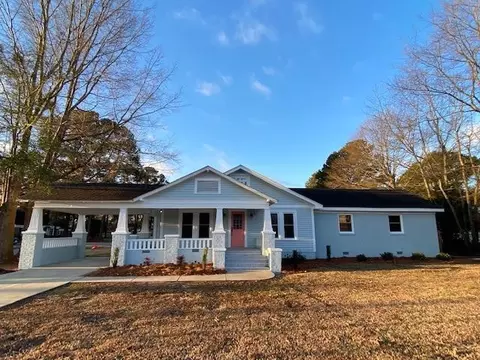 301 W Blanche St, Pine Level, NC 27568 photo 1