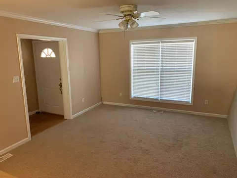 100 Gethro Ln, Dunn, NC 28334 photo 4