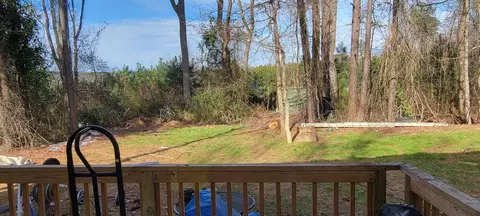 1304 Cherrycrest Dr, Durham, NC 27703 photo 16