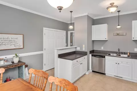 719 Maple Ave, Dunn, NC 28334 photo 9