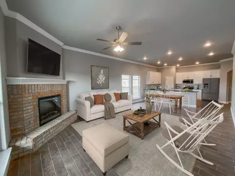 101 Creek Dr, Garner, NC 27529 photo 2