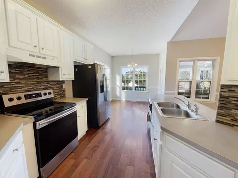 101 Creek Dr, Garner, NC 27529 photo 4