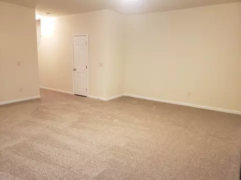516 Summer Storm Dr, Durham, NC 27704 photo 6