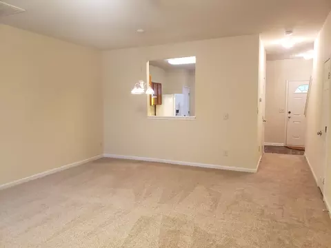 516 Summer Storm Dr, Durham, NC 27704 photo 5