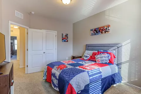 2058 October Dr, Durham, NC 27703 photo 20