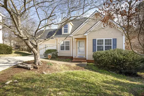 704 Midsummer Ln, Apex, NC 27502 photo 2