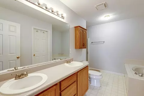 704 Midsummer Ln, Apex, NC 27502 photo 12