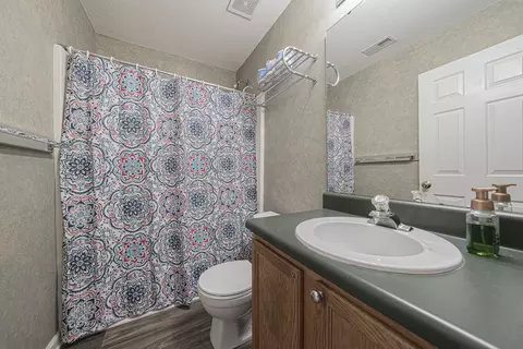 2 Sagar Ct, Durham, NC 27703 photo 8