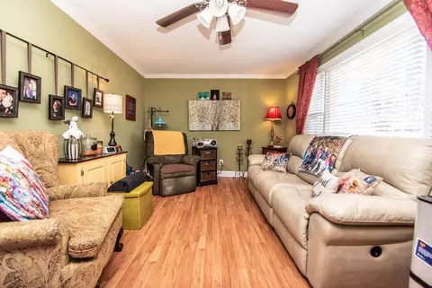 305 Briarcliff Dr, Dunn, NC 28334 photo 4