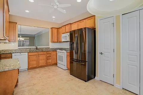 320 Arvada Dr, Cary, NC 27519 photo 9