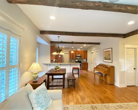2109 Summit St, Durham, NC 27707 photo 2