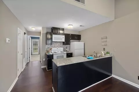 10 Riverwalk Ter, Durham, NC 27704 photo 6