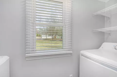 105 E Goldsboro St, Micro, NC 27555 photo 8